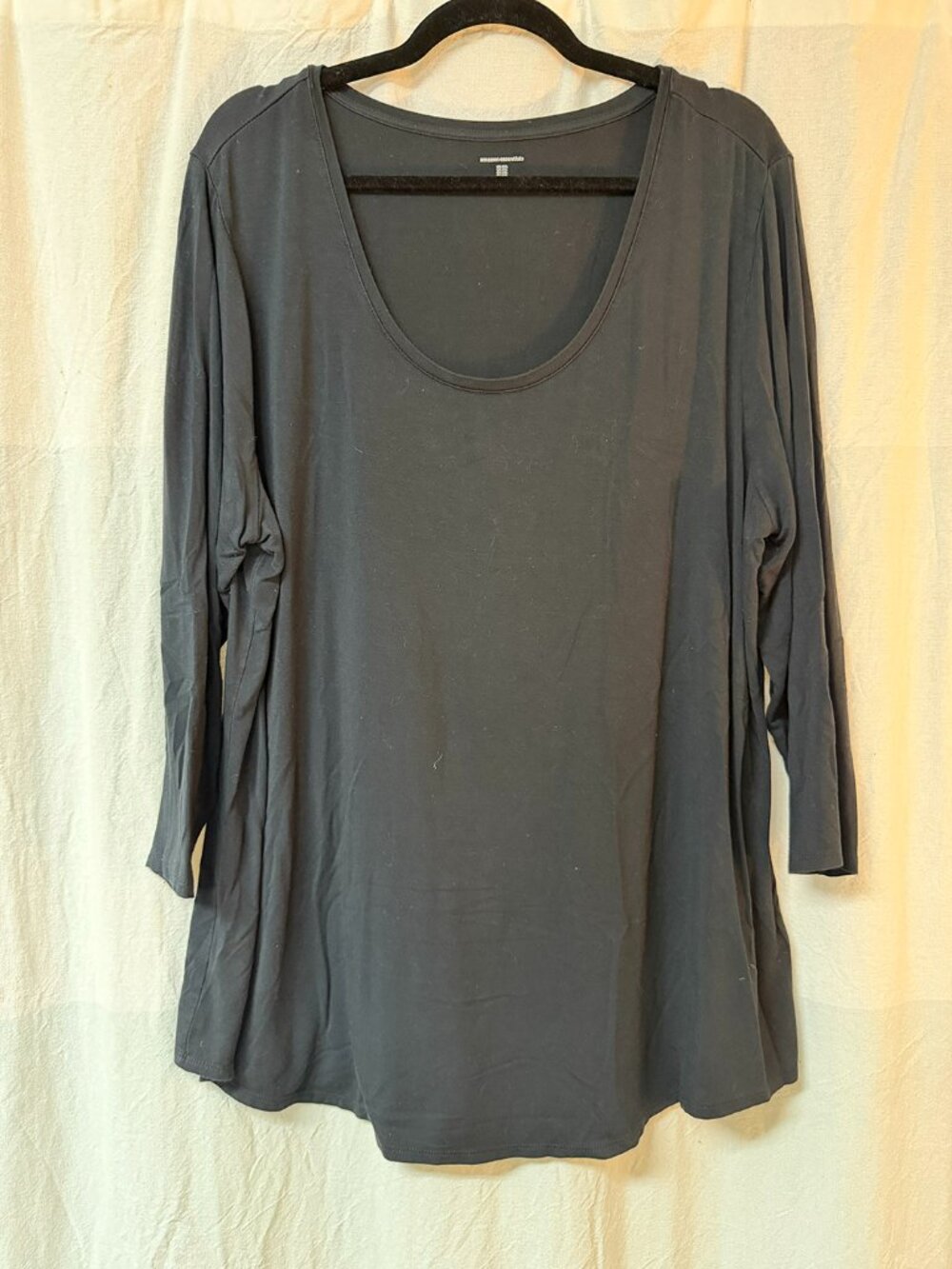3/4 Sleeve Scoopneck Tunic Top